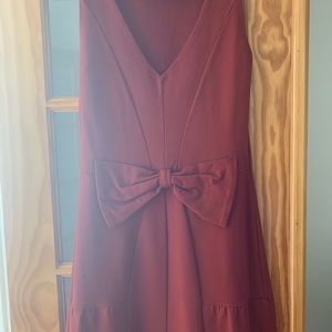 Short dress with bow